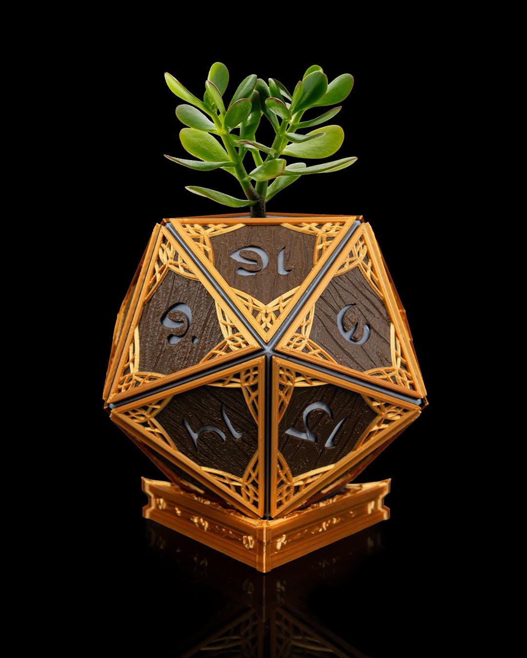Elven D20 Planter – 3D Printed Dice Pot for Plants, Desk Decor, or Gamer Gifts