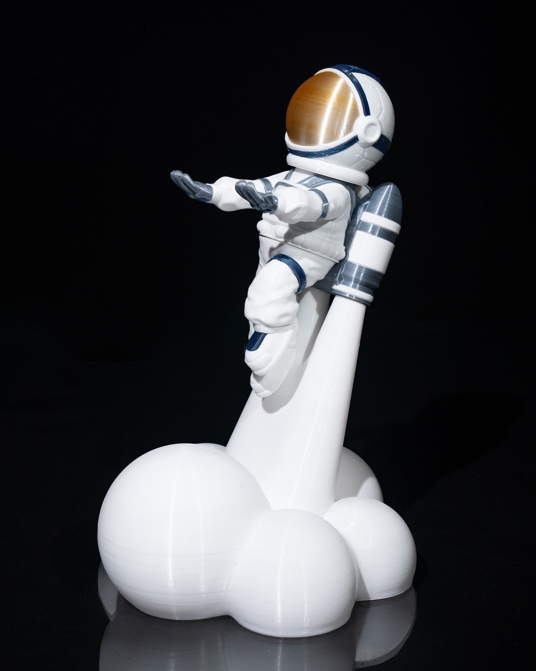 Astronaut Gaming controller Stand