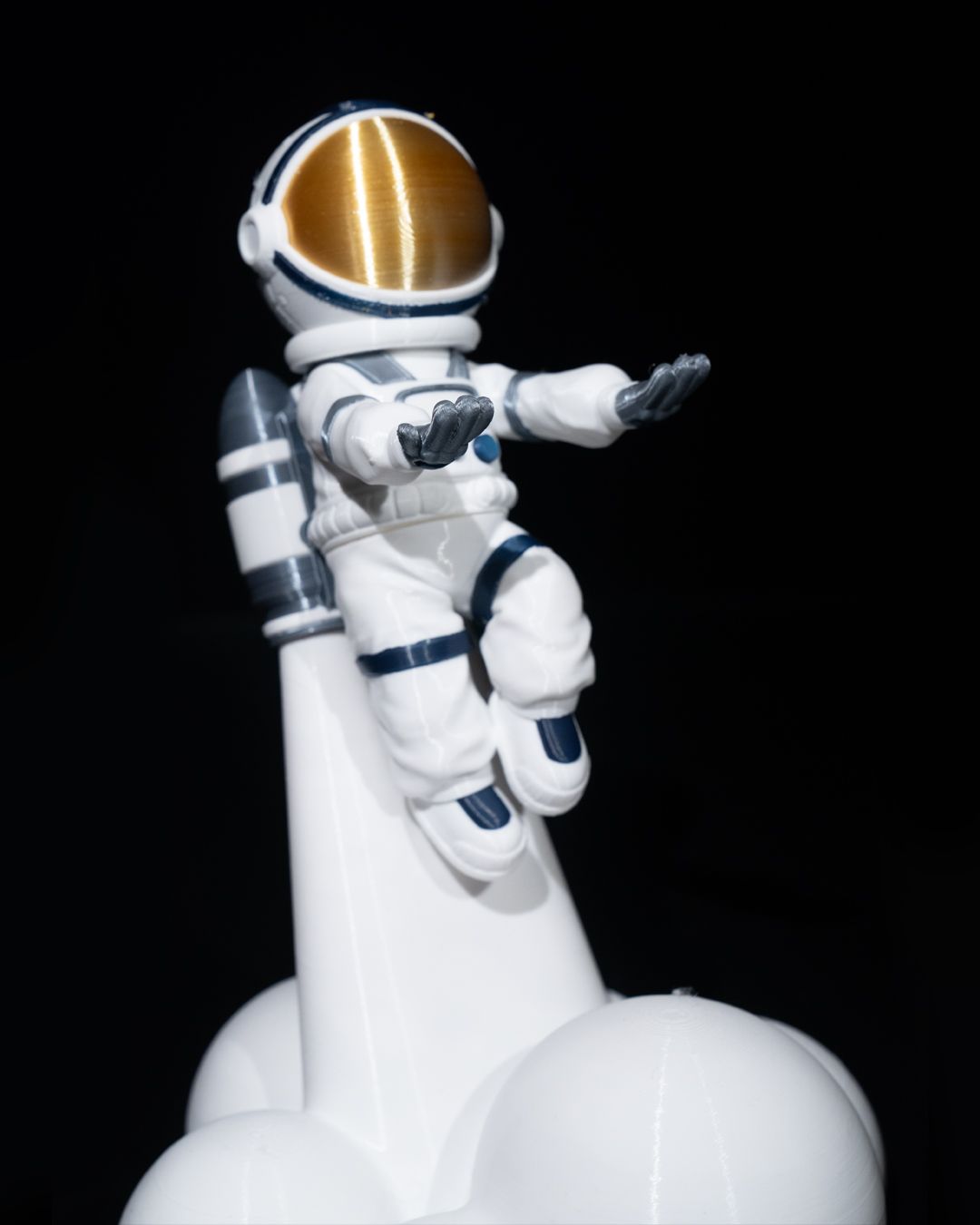 Astronaut Gaming controller Stand