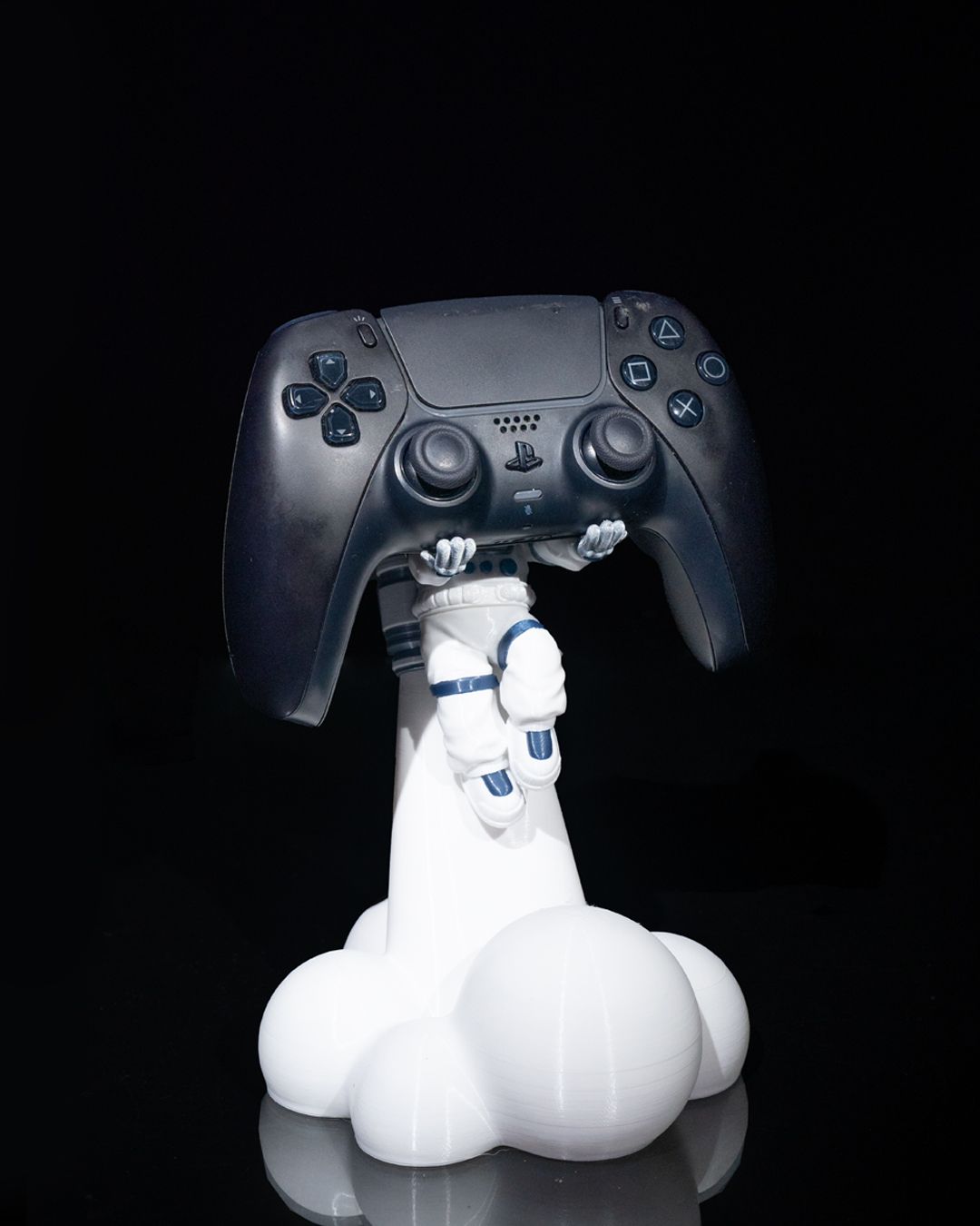 Astronaut Gaming controller Stand