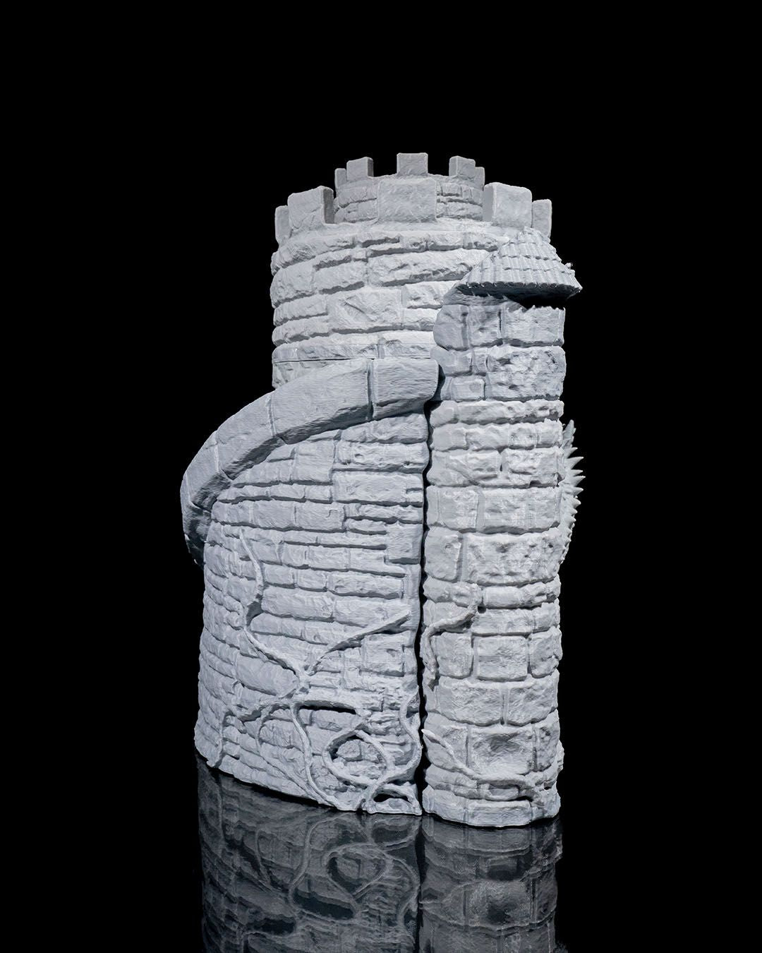 Dragon Dice Tower Wine Dispencer
