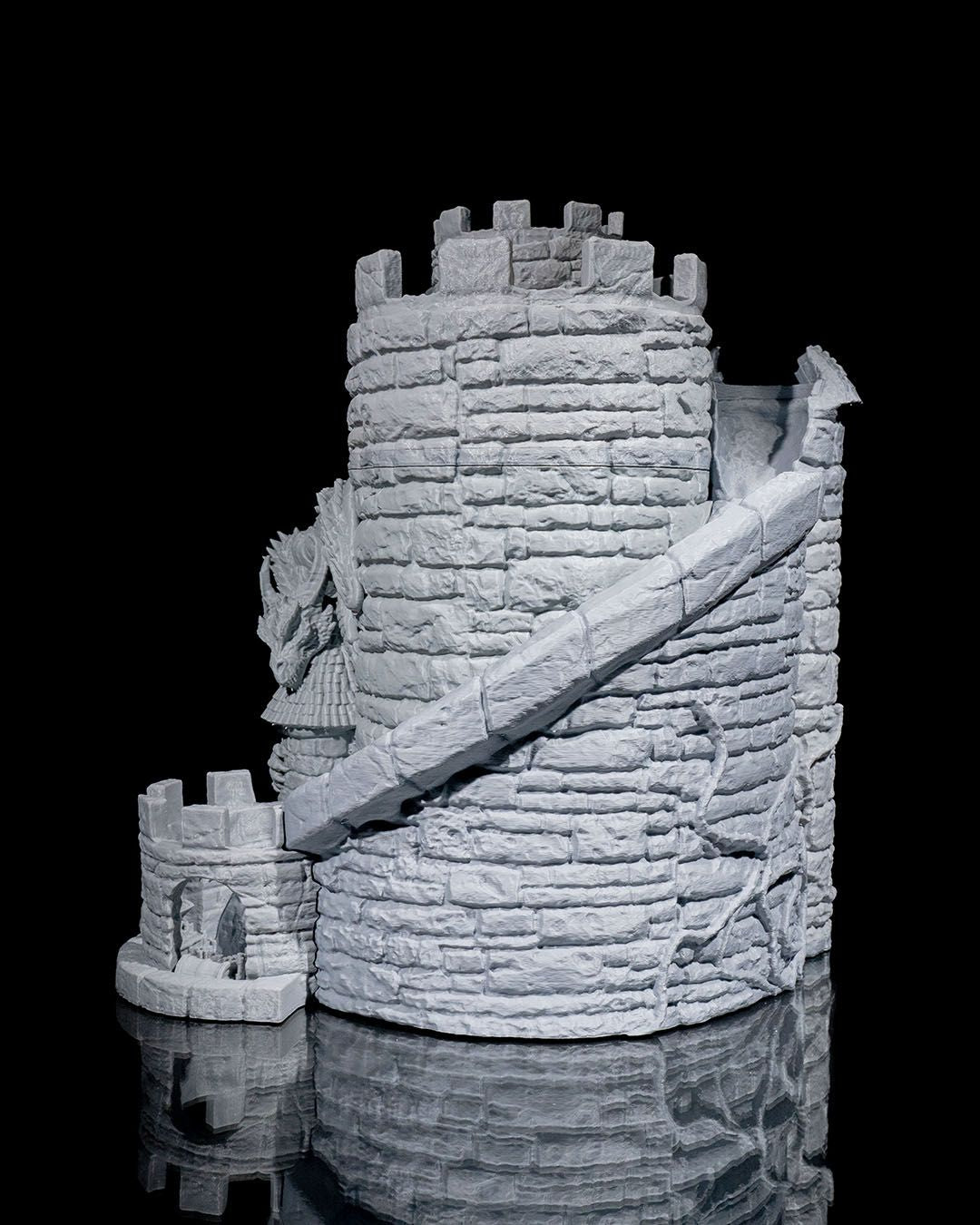 Dragon Dice Tower Wine Dispencer