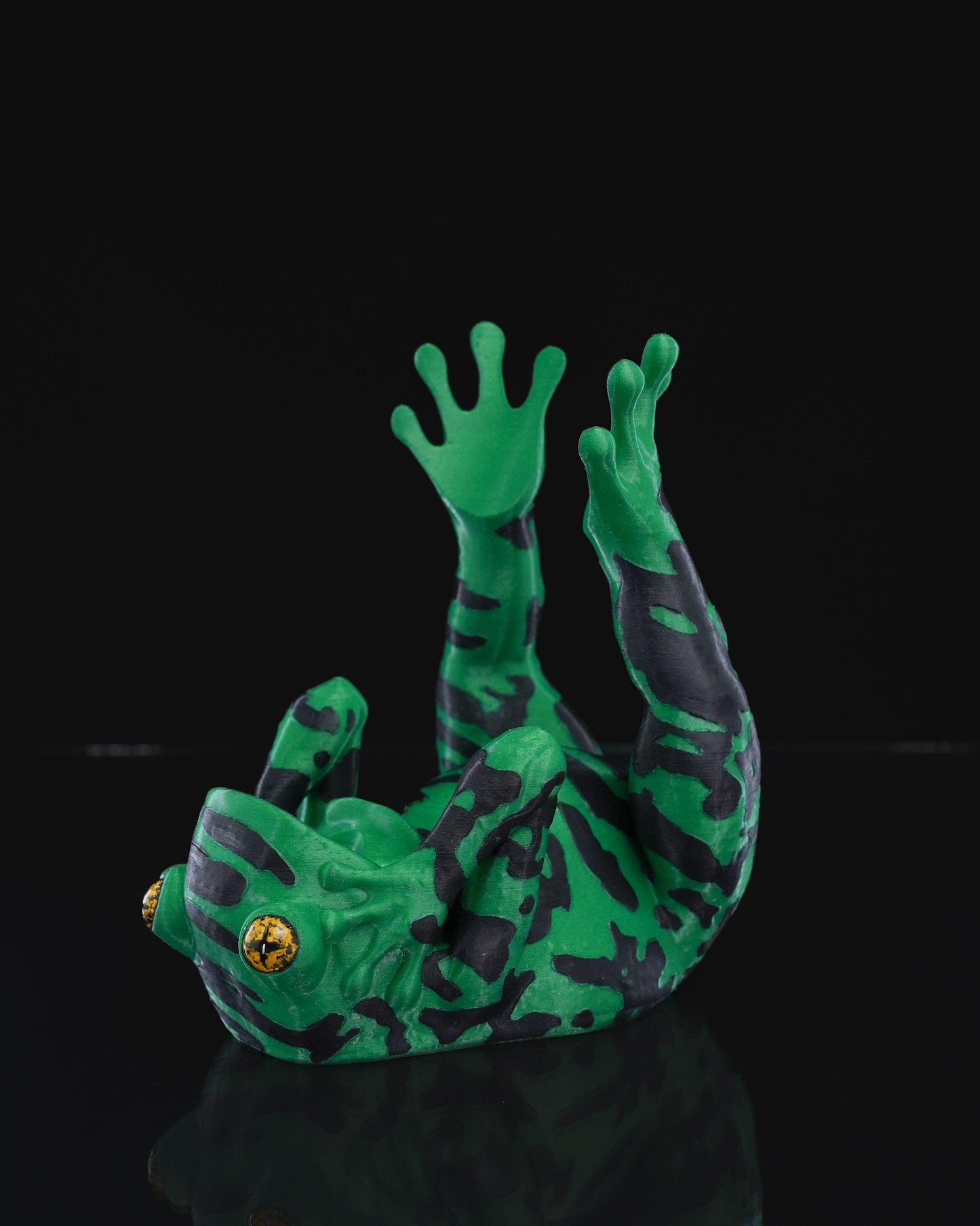 Frog Wine Bottle Holder | 3D Printed Bar Decor | Funny Frog Lover Gift | Jungle Kitchen Accessory | Quirky Wine Rack