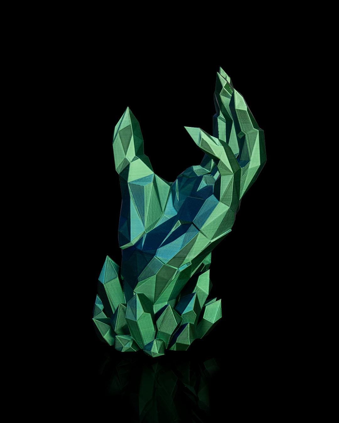 Crystal Hand Controller Holder 3D Printed Crystal Shard Display Stand for PS5 PS4 Xbox or PC Gamer Desk Setup Gift