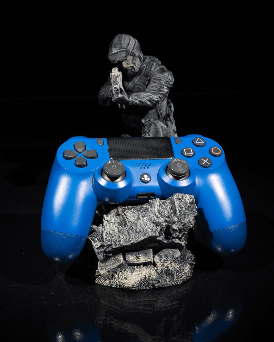 Tactical Controller Holder Stand | Soldier Barricade Display for Xbox, PS5, or PC | 3D Printed Gamer Gift Single or Dual Display