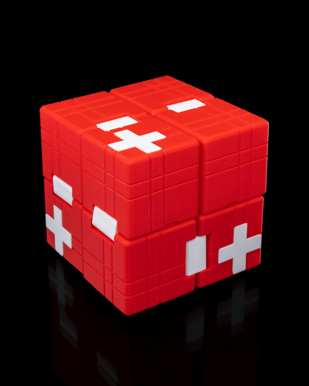Folding Infinity Medicine Cube Organizer