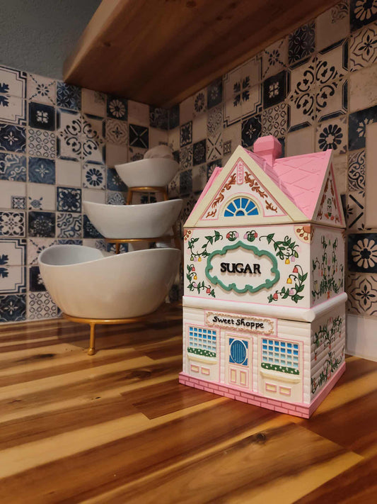 Vintage-Style 3D Printed Sugar canister – Hand-Painted Kitchen Canister
